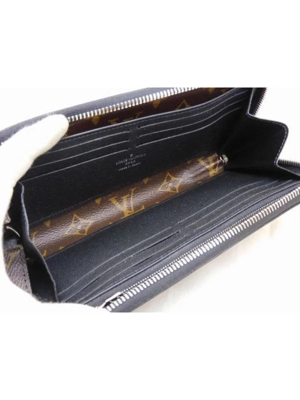 Louis Vuitton Monogram Macassar Zippy Dragonne Wallet